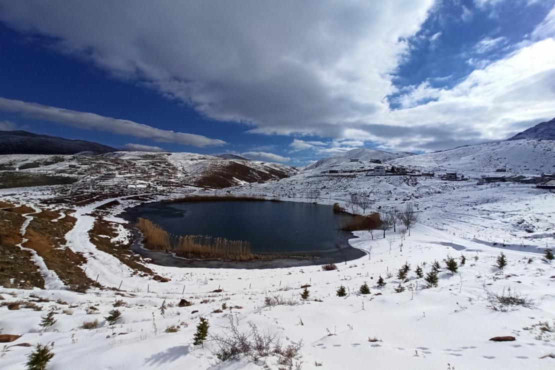Torosların incisi Dipsiz Göl'de kış güzelliği