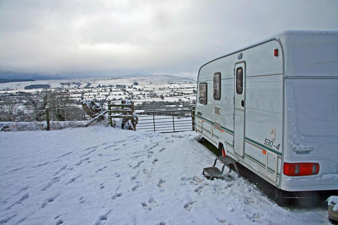 Kışın karavan gezisi nasıl yapılır? Sorunsuz bir yolculuk için ipuçları…