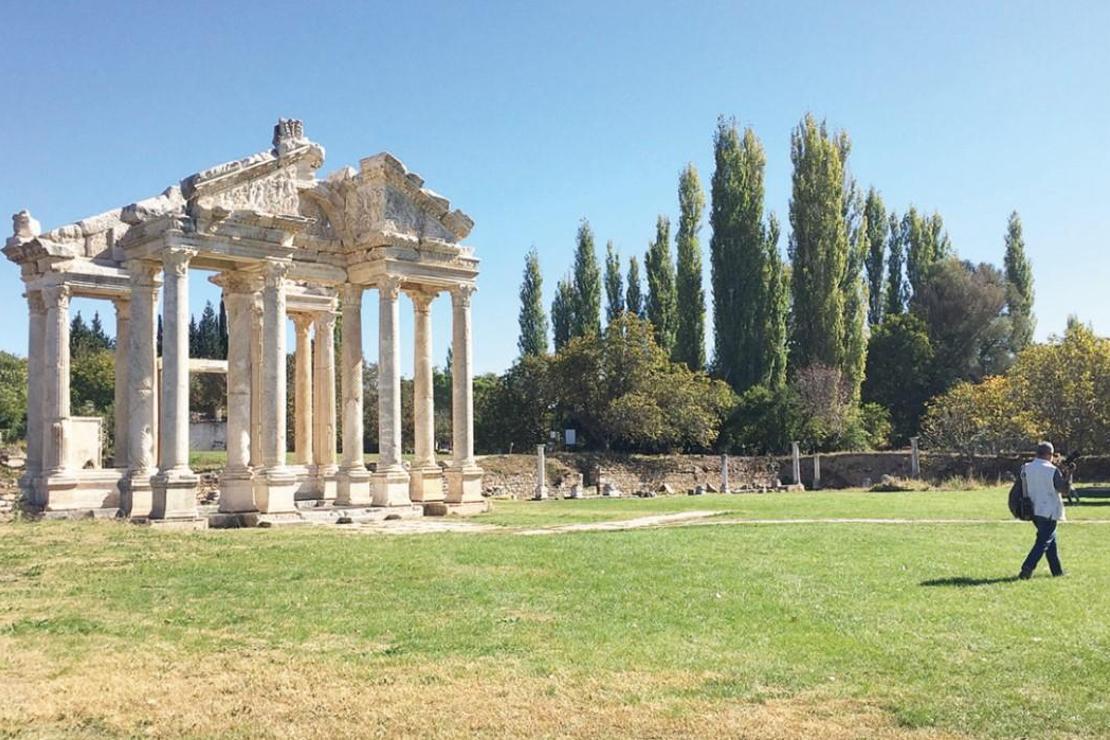 Ara Güler’in izinde Aydın’dan Aphrodisias’a