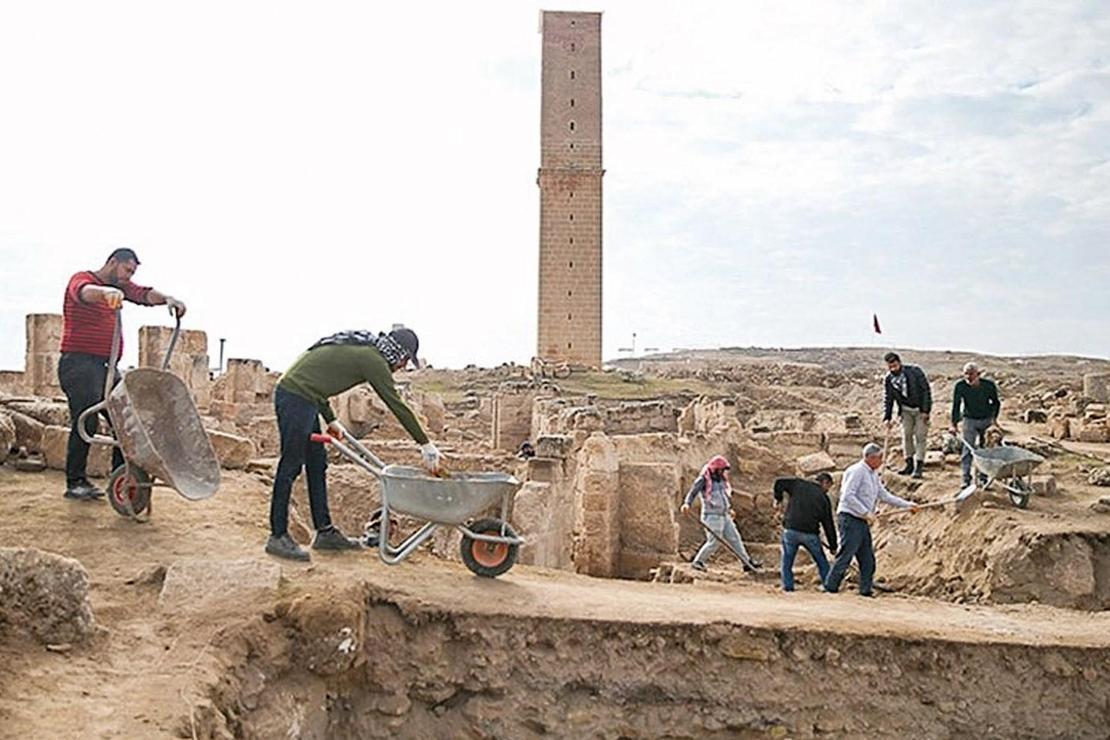 Harran’da  8 asırlık  medrese