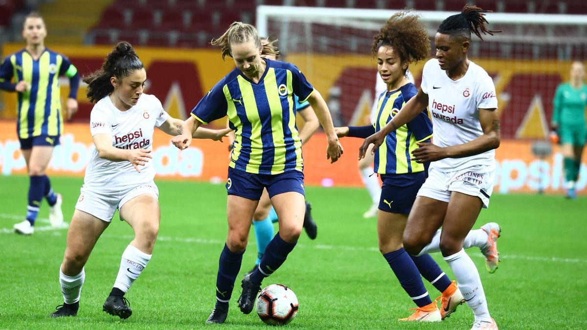 Beşiktaş Vodafone - Fenerbahçe  Turkcell Kadın Futbol Süper Ligi 1. Hafta  (1.Devre) 