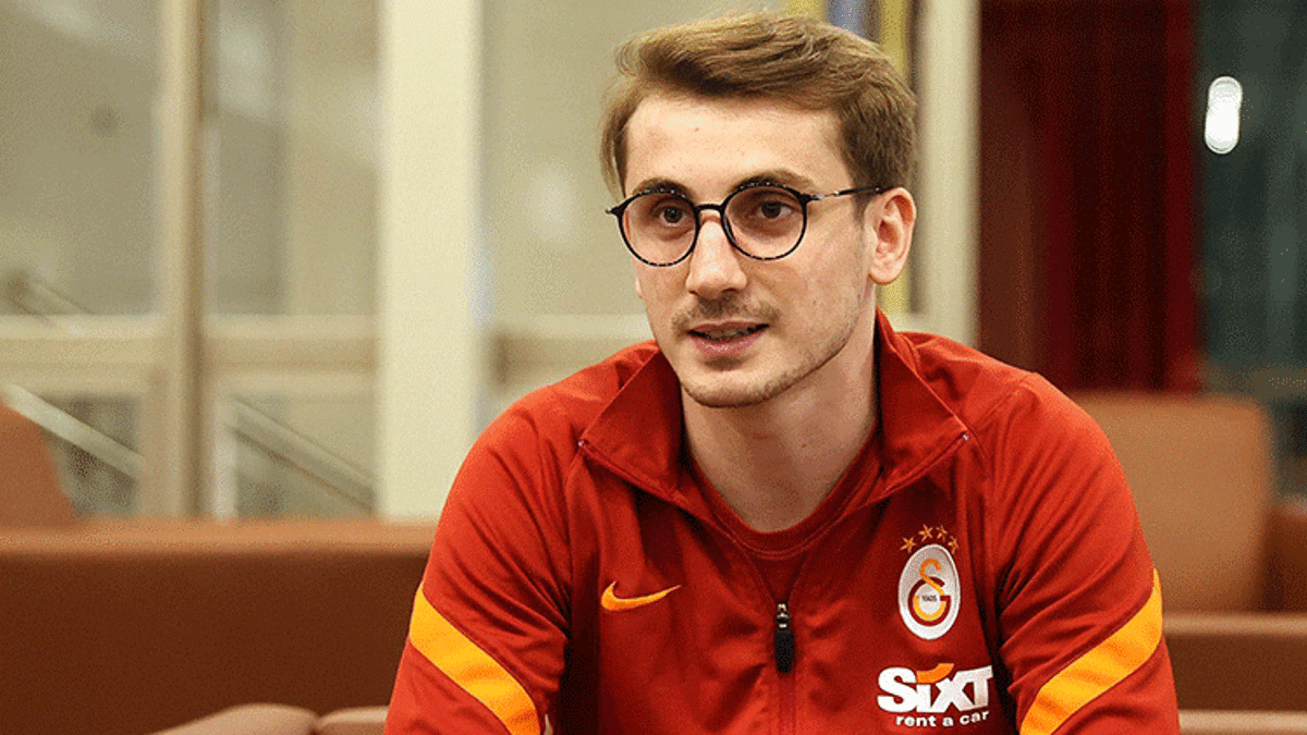 Galatasarayda Kerem Aktürkoğluna İtalyadan Reddedemeyeceği Teklif Spor Haberleri 