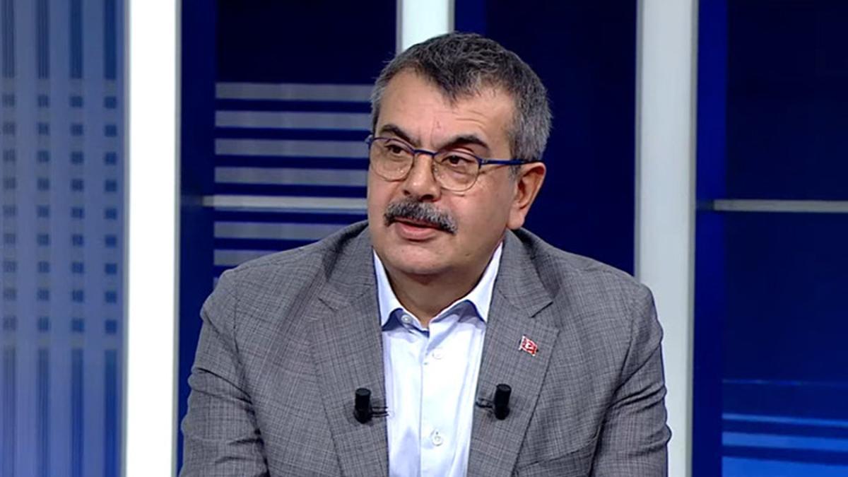 Milli Eğitim Bakanı Tekin, CNN TÜRK canlı yayınında soruları yanıtlıyor