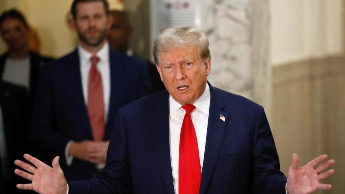 Trump sivil dolandırıcılık davasında mahkemeyi terk etti