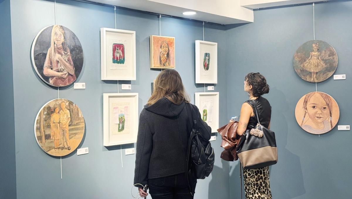Istanbul exhibition unites 12 painters to support cancer care