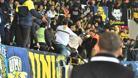 Fenerbahçe tribününde bıçaklı kavga!