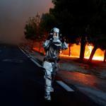 Turkey pledges help as Greece fights against deadly fire