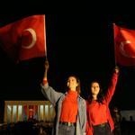 Thousands of Turks march to mark 95th anniversary of Republic Day