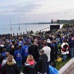 Thousands gather for dawn service in Gallipoli to remember fallen Anzacs