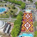 Live tulip carpet installed in Istanbul’s Sultanahmet Square