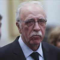 Greek minister praises Turkey-EU deal on refugees - Türkiye News