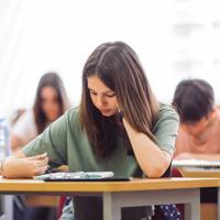 Academics’ salaries lag far behind tuition fees - Türkiye News