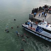 1,000 divers unfurl Turkish flag in deep waters to mark centenary – Türkiye News