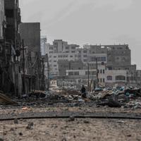 Israel Strikes Near Gaza's Largest Hospital After Accusing Hamas Of ...