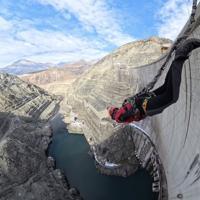 Team assesses Türkiye’s second-highest dam for rope jumping - Türkiye News