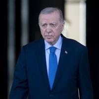 Erdoğan speaks with Zelensky ahead of Trump-Putin talks