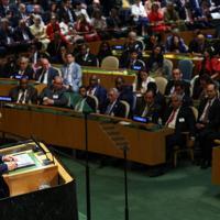Trump mocks UN on peace and migration in blistering return