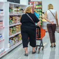 Consumer confidence improves in November