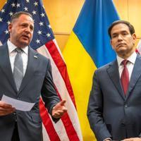 Washington, Kiev say a peace deal must 'fully uphold' Ukraine sovereignty