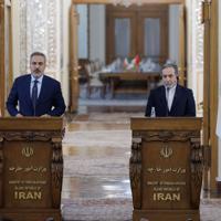 Turkish, Iranian FM's vow to ramp up trade, security ties