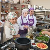 İzmir moves to preserve fading village recipes