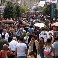 Türkiye increases minimum wage by 27 percent for 2026