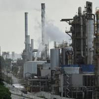 Venezuela to transfer up to 30-50 mln barrels of oil to US: Trump