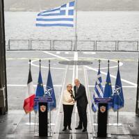 Greece, France working to renew defense pact