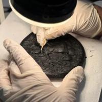 Breads depicting Jesus conserved after two years