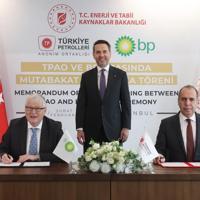 TPAO and BP sign pact on oil, natural gas cooperation