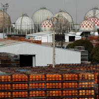 European gas prices surge 30 percent on Mideast war