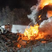 Ukraine’s Zelensky set to meet with French President Macron