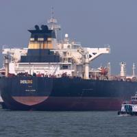 Oil prices jump again as worries grow over Hormuz