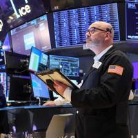 Crude tumbles, stocks rally on hopes for Iran war de-escalation