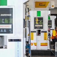 Dutch unlock 950 mln euros to ease fuel price pain