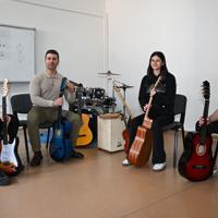 Teacher’s ‘instruments on a hanger’ project bridges gap for future artists