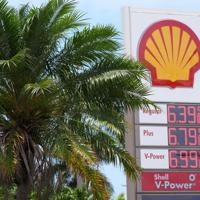 Nations drawing down oil stocks at record pace: IEA