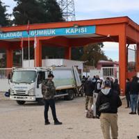 Türkiye to modernize Syrian border gates to fast-track trade