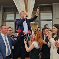 Ousted CHP leader vows political campaign in public spaces