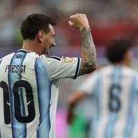 Messi sets World Cup scoring record
