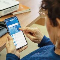 ‘AI license’ suggested for seniors amid digital risks