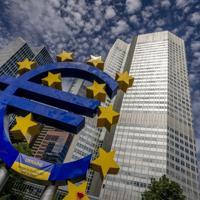 New Mideast fighting keeps eurozone rate-setters on edge