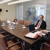 Trade minister presses Washington on the $100 billion target as tariff talks continue