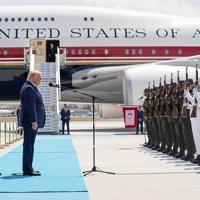 Trump secretly left Türkiye on smaller jet amid Iran threat: Report - World News
