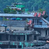 Death toll rises in Nepal disaster, hundreds still missing - World News