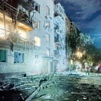 Mass Russian barrage kills 12 in Kiev