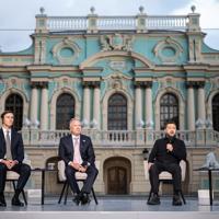 Russia, Ukraine open to renewed three-way peace talks - World News