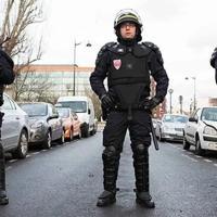 France holds seven in ‘Daltons’ arms trafficking probe