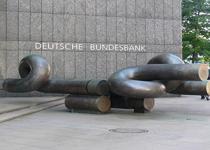 Bundesbank: Alman ekonomisi ilk çeyrekte daraldı