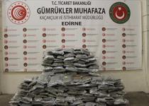 3 farklı operasyonda 1,3 ton uyuşturucu yakalandı